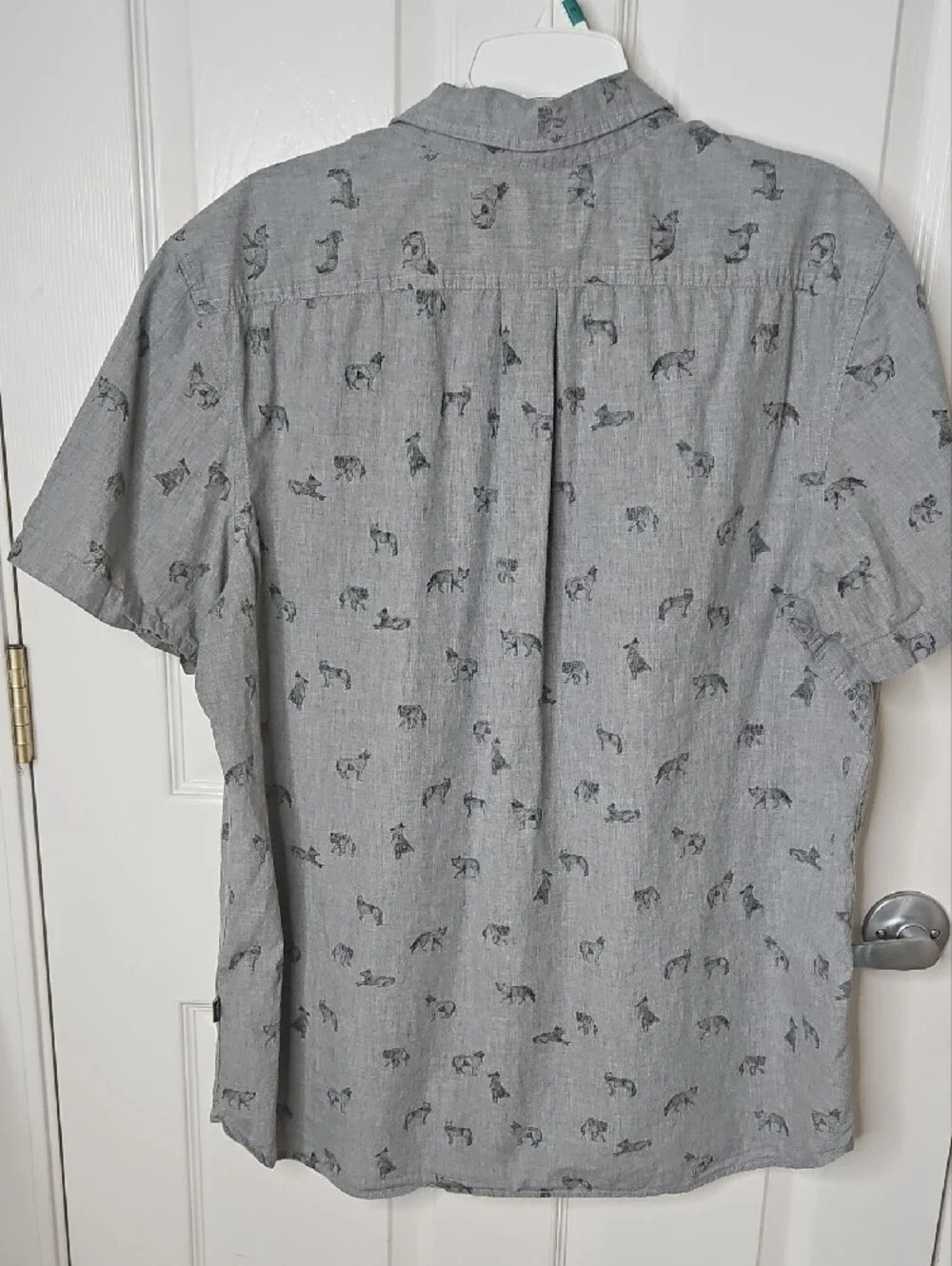The North Face Gray Wolf Short-Sleeve Button-Down Shirt with Animal Print